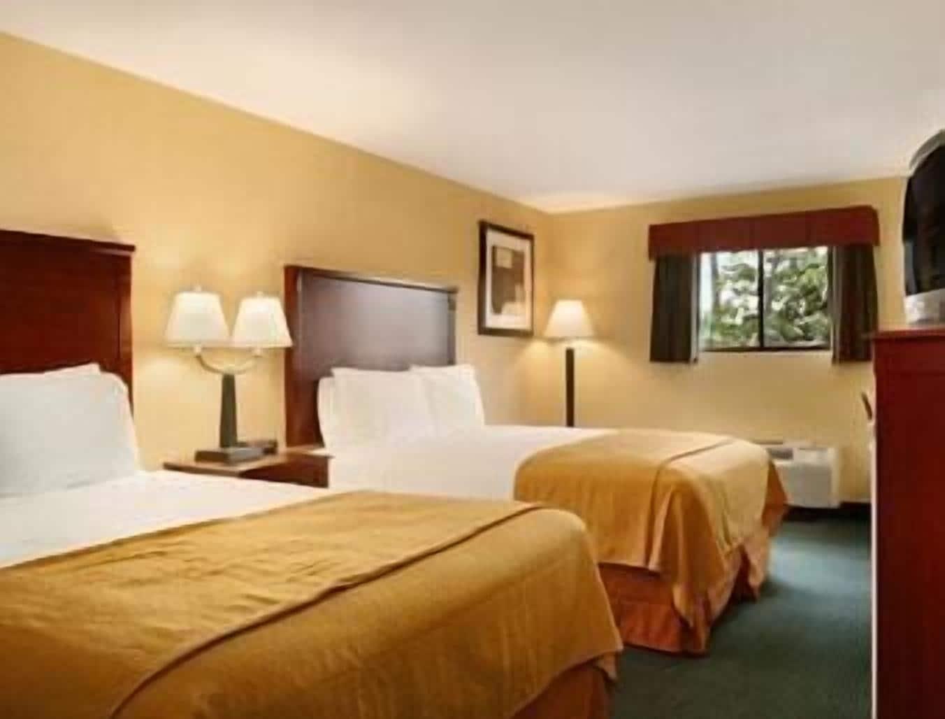 Ramada By Wyndham Kittery Hotel Bilik gambar